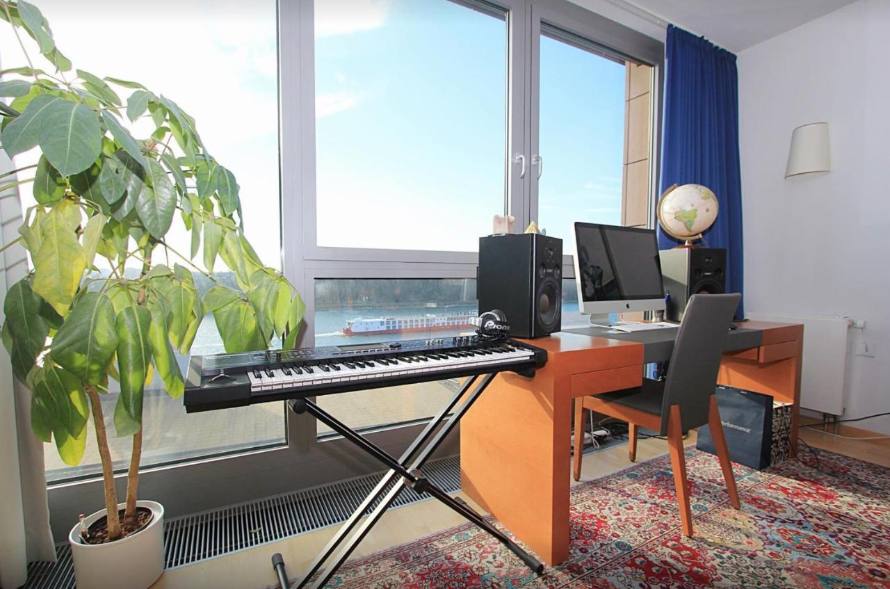 Апартаменты Luxury Space At The Best Address In Братислава Экстерьер фото